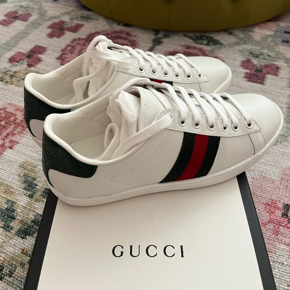 Woman’s Gucci shoes sz 36 ( W’s sz 6/6.5)